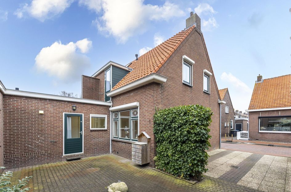 Emmastraat 13