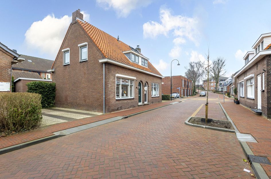 Emmastraat 13