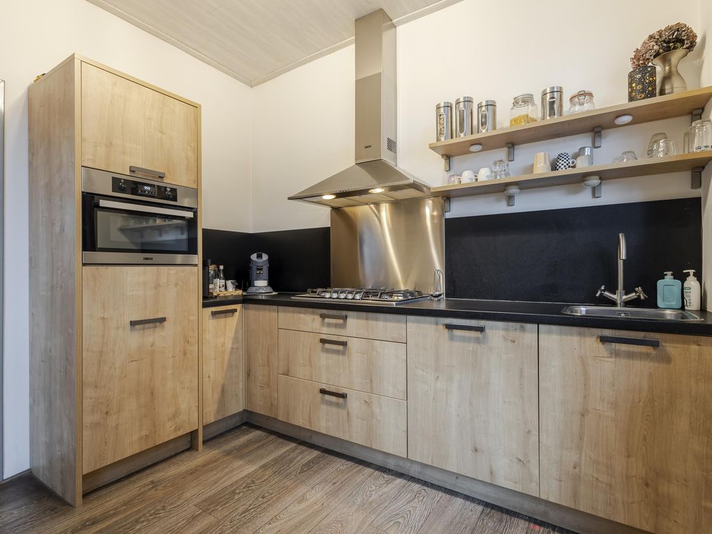 Peursumseweg 76, GIESSENBURG