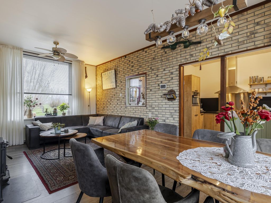 Peursumseweg 76, GIESSENBURG