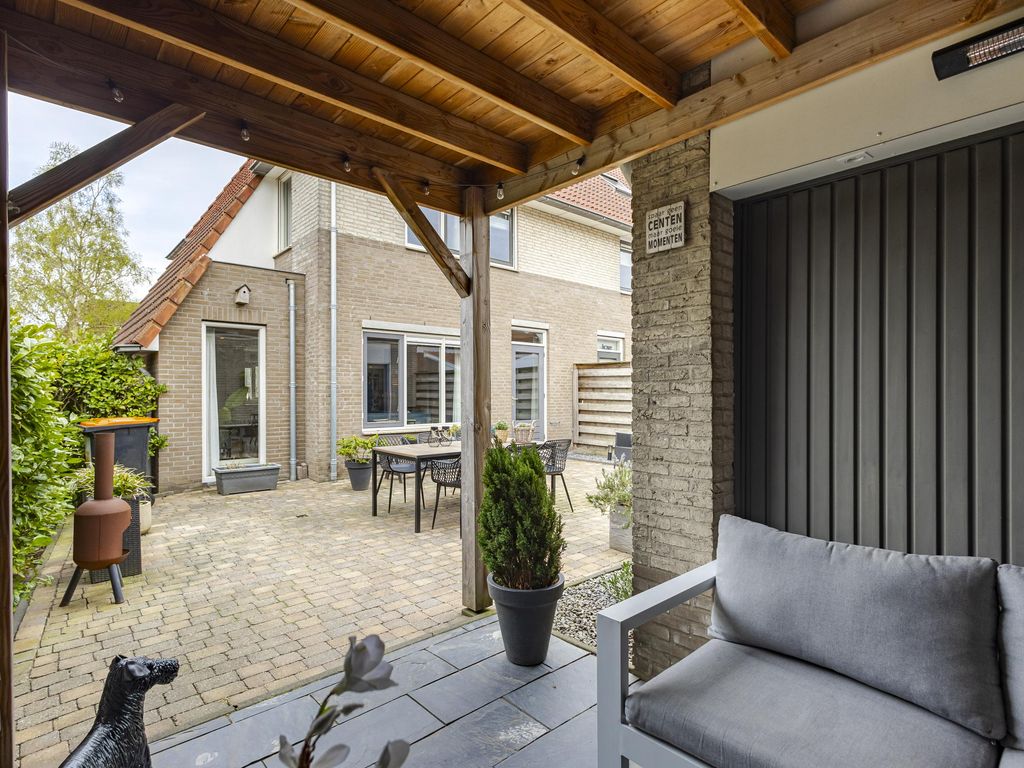 Molenlaan 42, GROOT-AMMERS