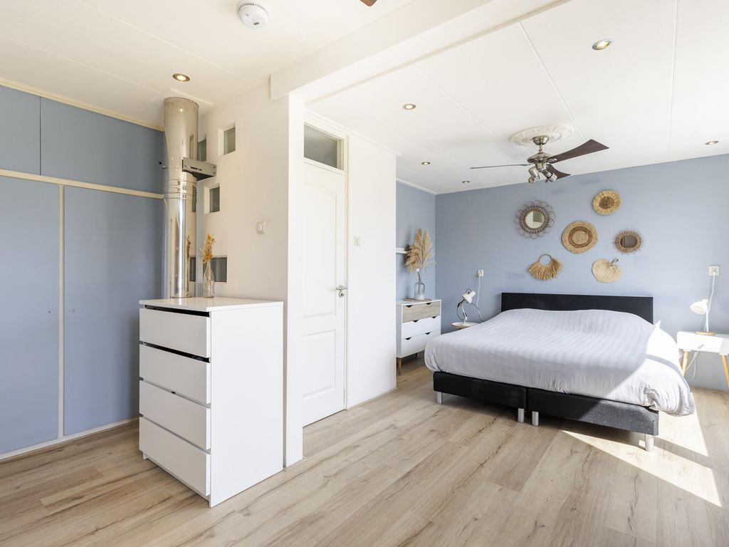 van Wenastraat 27, GIESSENBURG