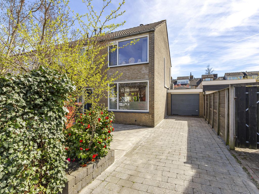 van Wenastraat 27, GIESSENBURG