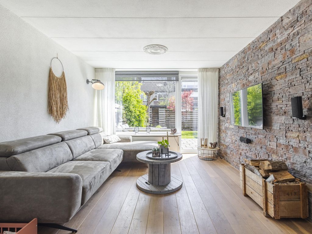 van Wenastraat 27, GIESSENBURG