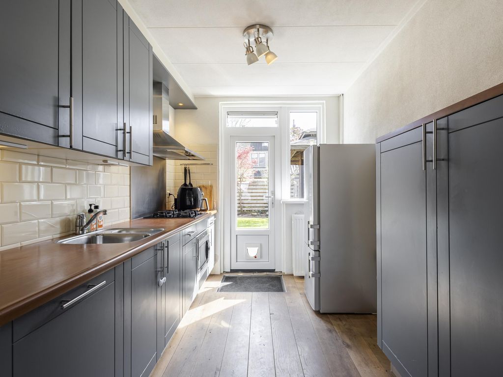 van Wenastraat 27, GIESSENBURG