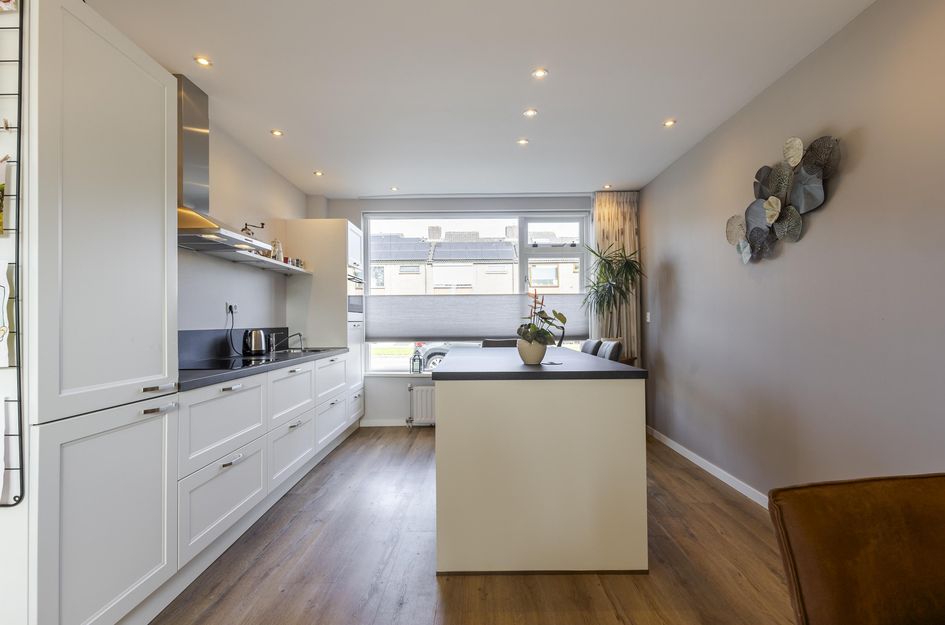 van Brederodestraat 69