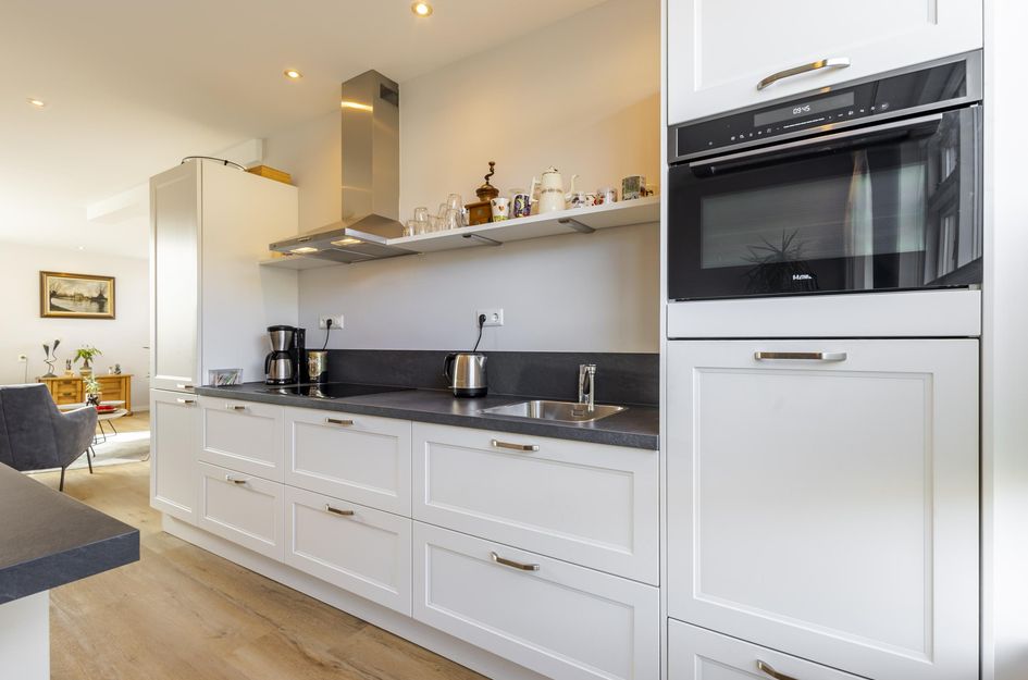 van Brederodestraat 69