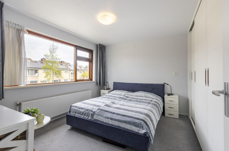 van Brederodestraat 69