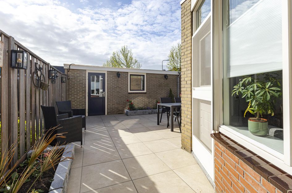 van Brederodestraat 69