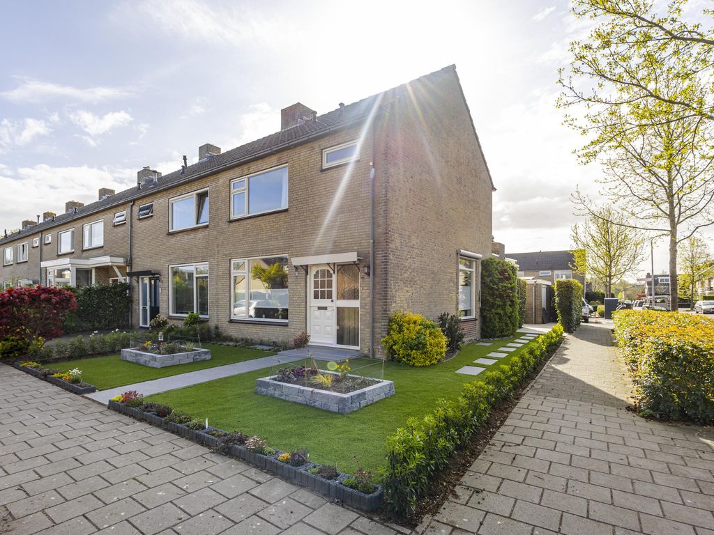 van Brederodestraat 69, GIESSENBURG