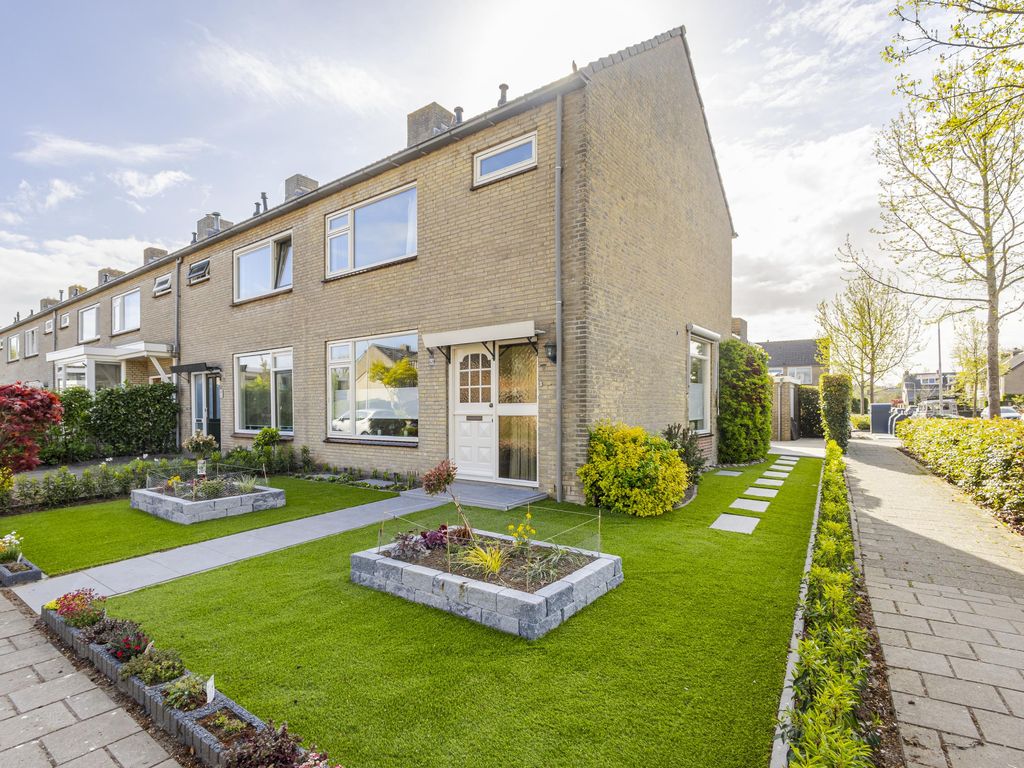 van Brederodestraat 69, GIESSENBURG