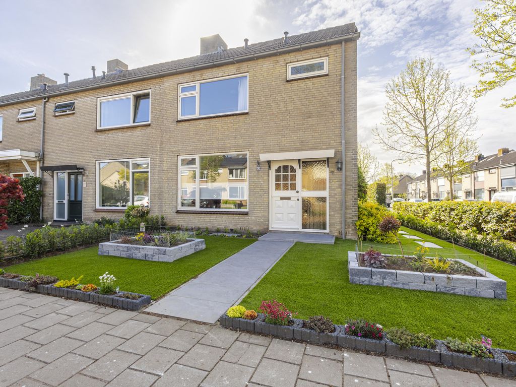 van Brederodestraat 69, GIESSENBURG