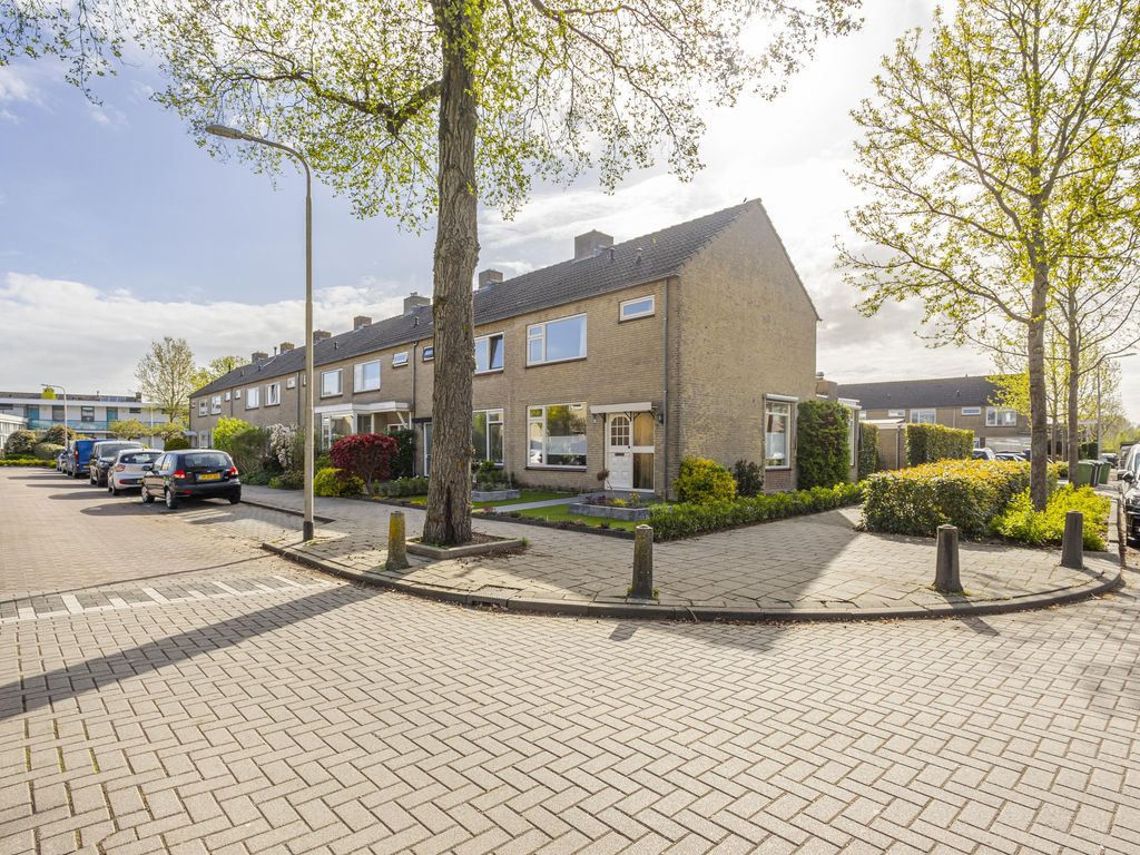 van Brederodestraat 69, GIESSENBURG