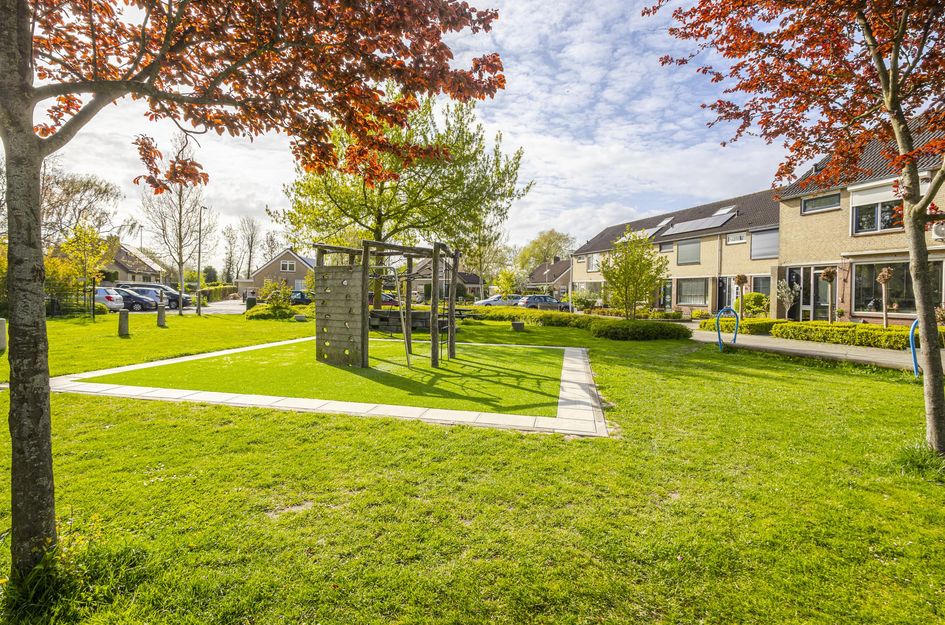 van Brederodestraat 69