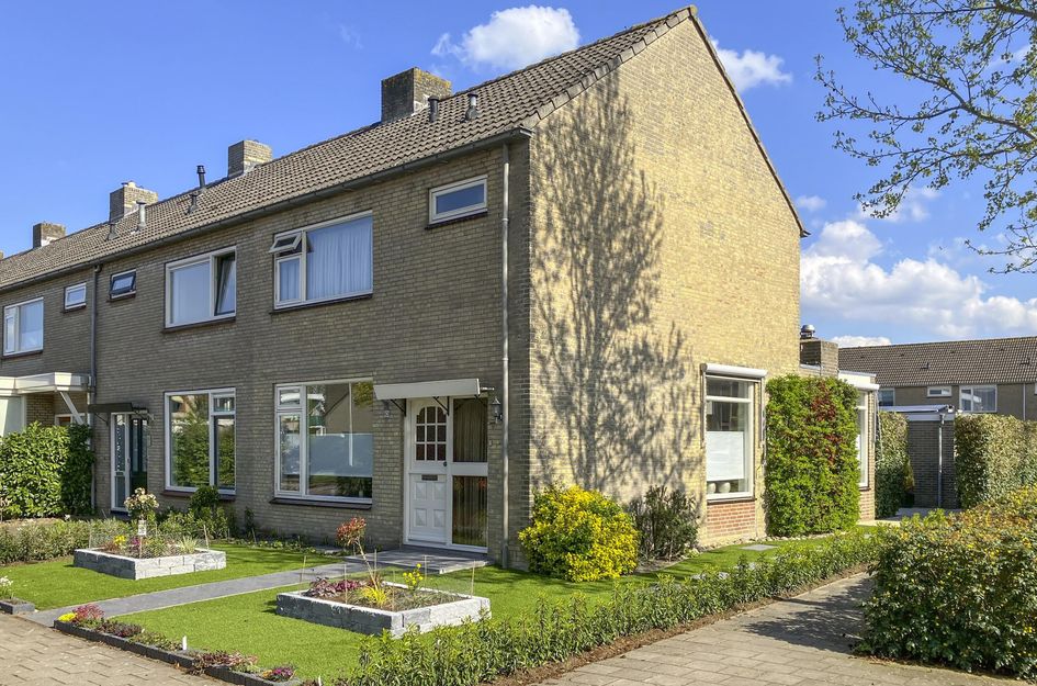 van Brederodestraat 69