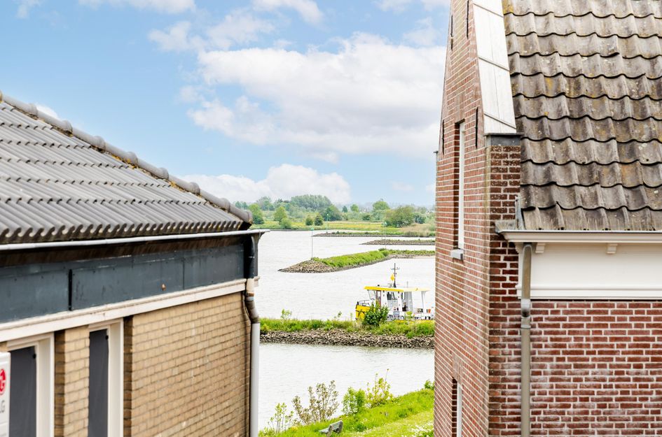 Dam 6