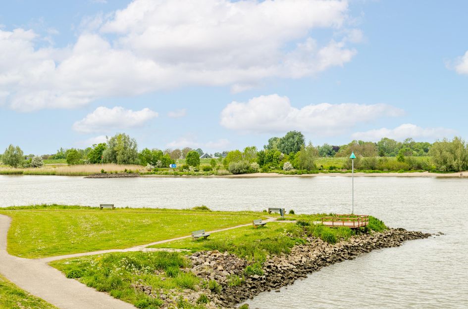 Dam 6