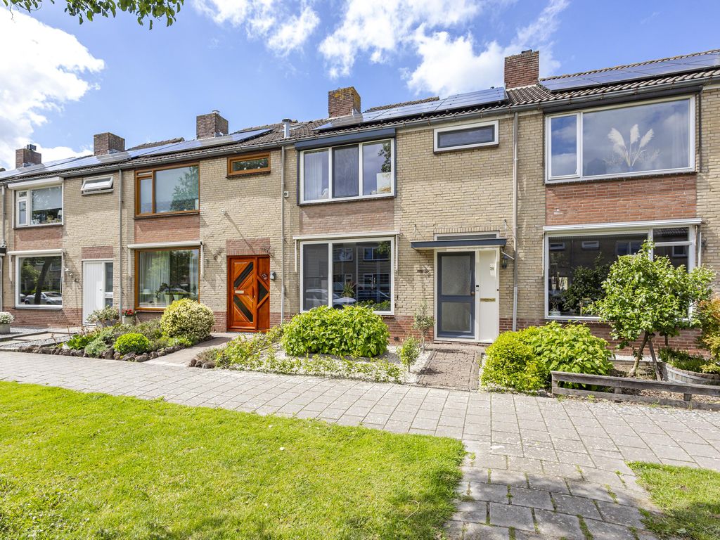 van Brederodestraat 38, GIESSENBURG
