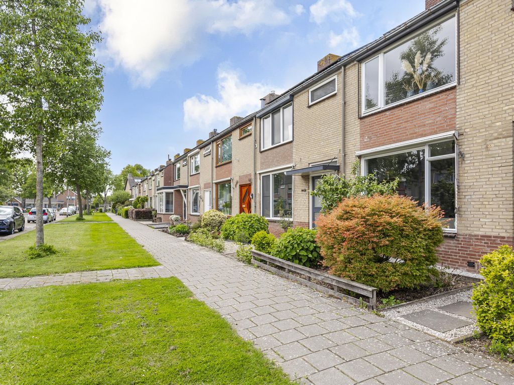 van Brederodestraat 38, GIESSENBURG