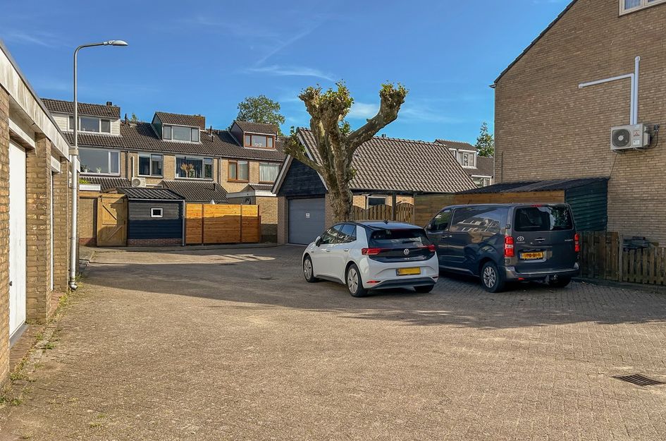 van Brederodestraat 38