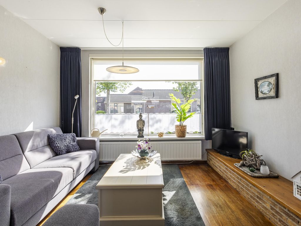 van Brederodestraat 6, GIESSENBURG