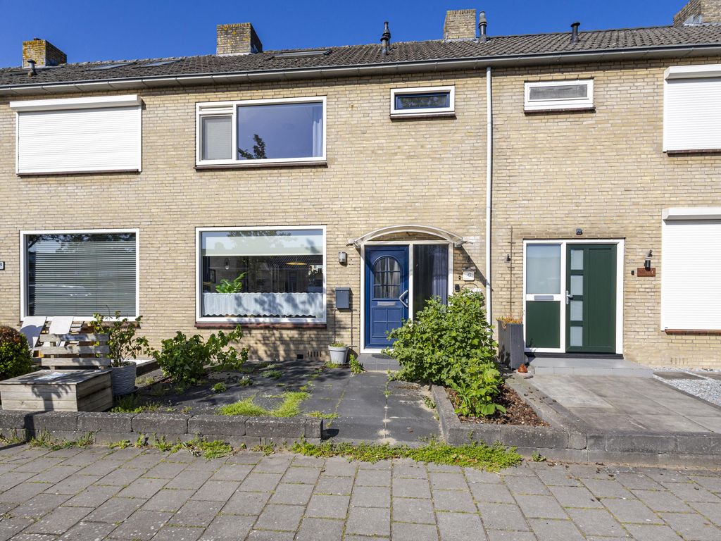 van Brederodestraat 6, GIESSENBURG