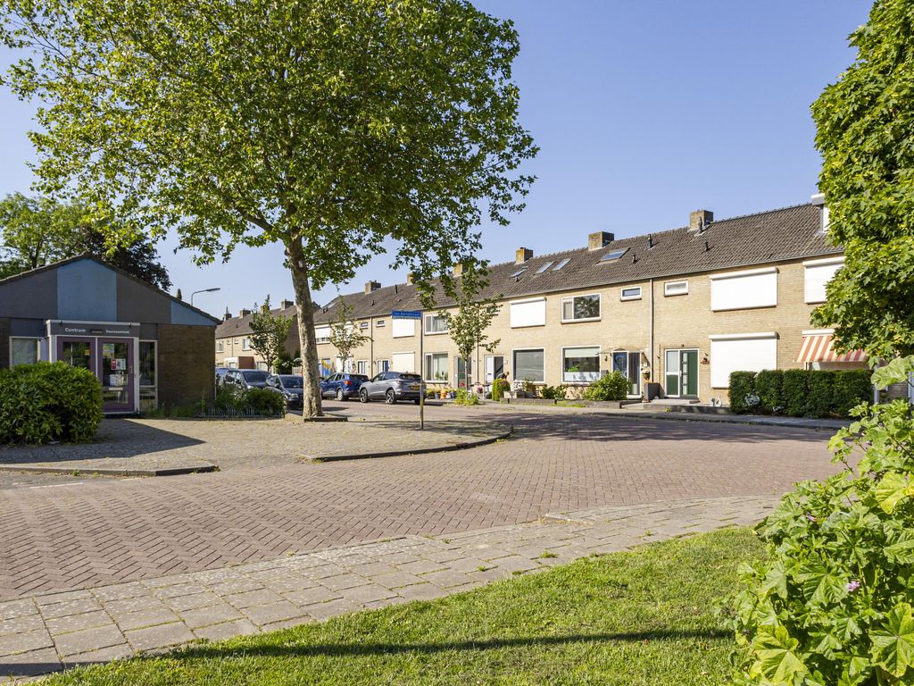 van Brederodestraat 6, GIESSENBURG