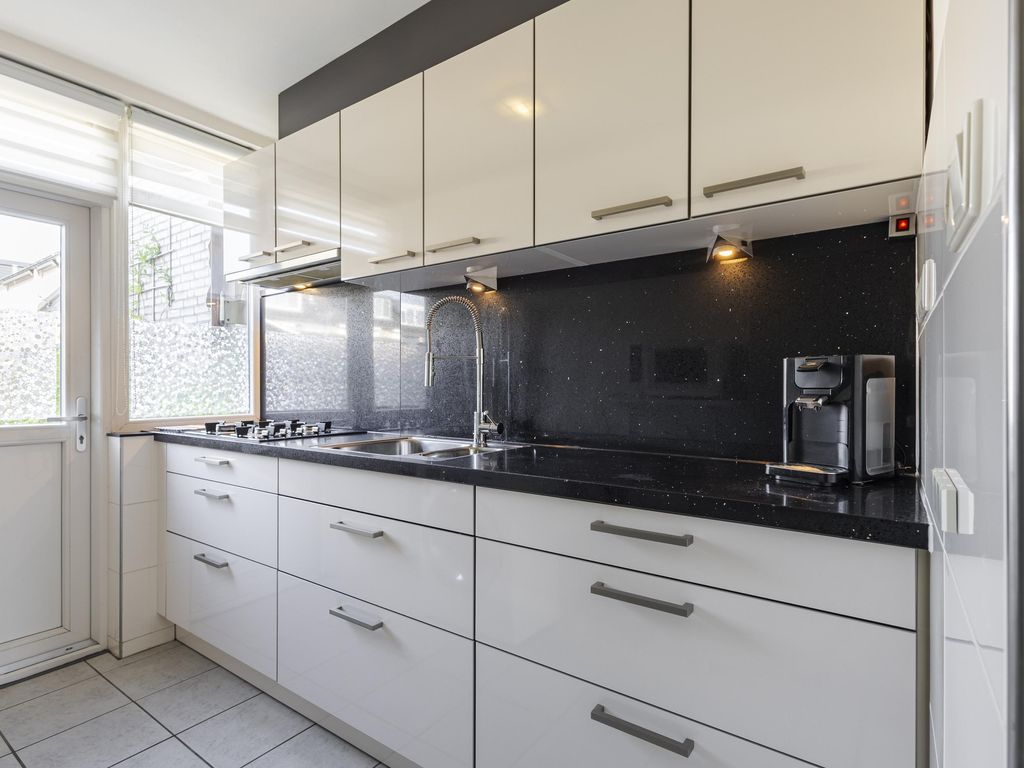 van Brederodestraat 6, GIESSENBURG