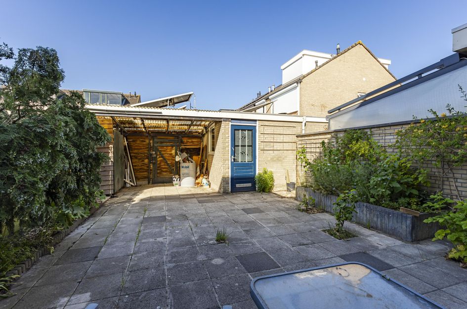 van Brederodestraat 6