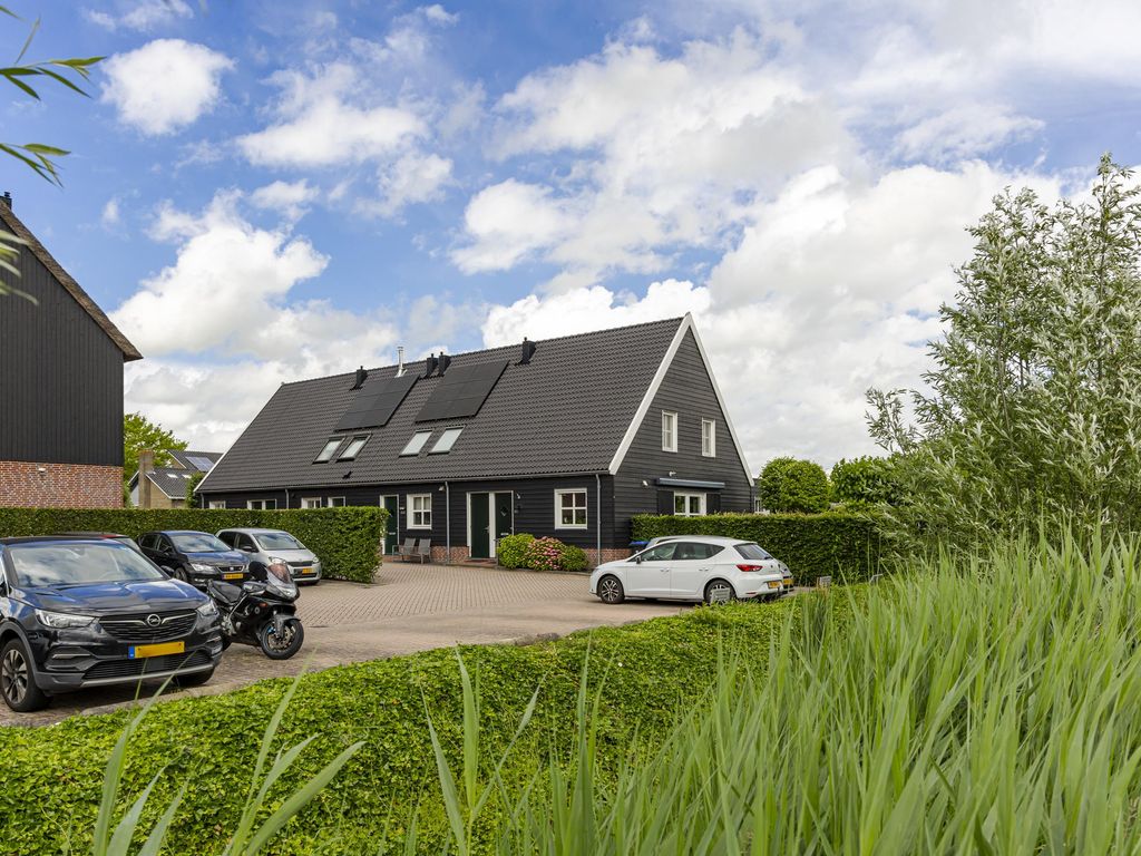 Doetseweg 6J, GIESSENBURG