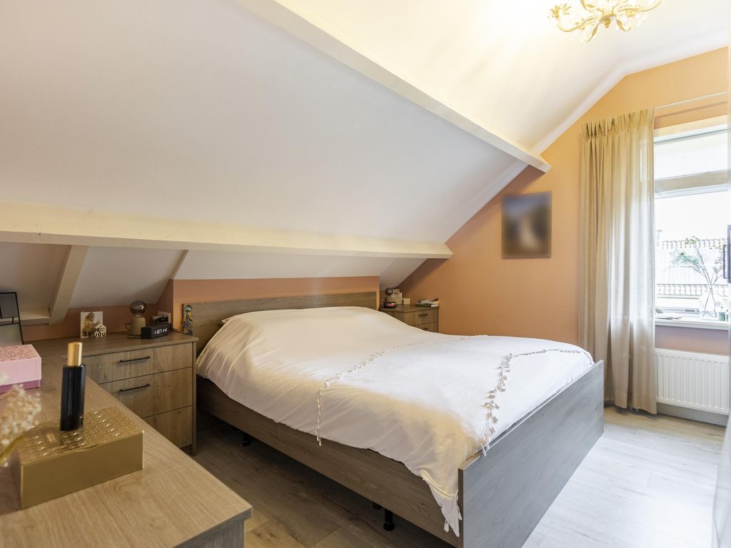 Hoogstraat 17, LEERBROEK