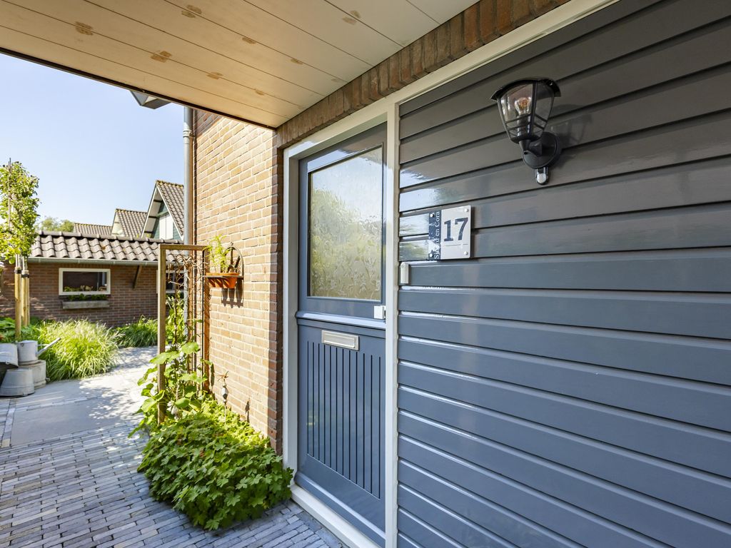 Hoogstraat 17, LEERBROEK