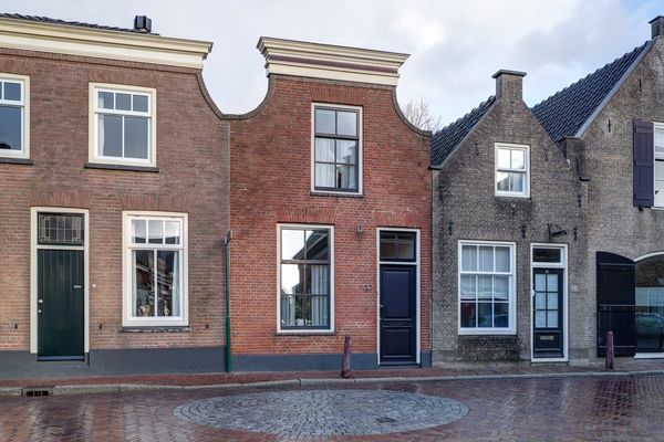 Hoogstraat 32