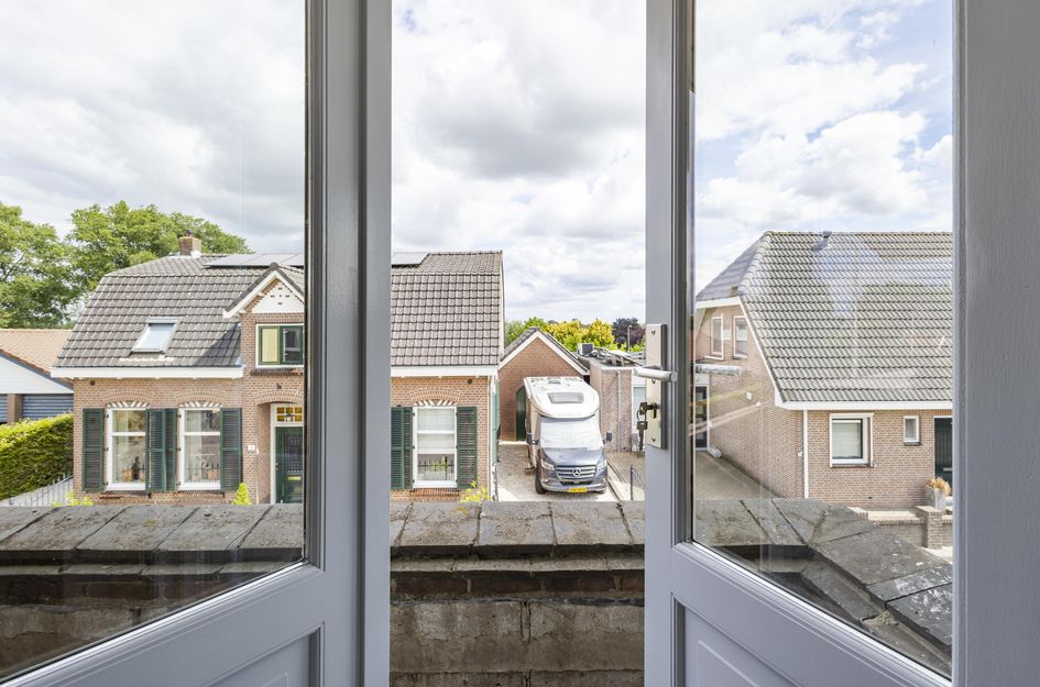 Bazeldijk 12