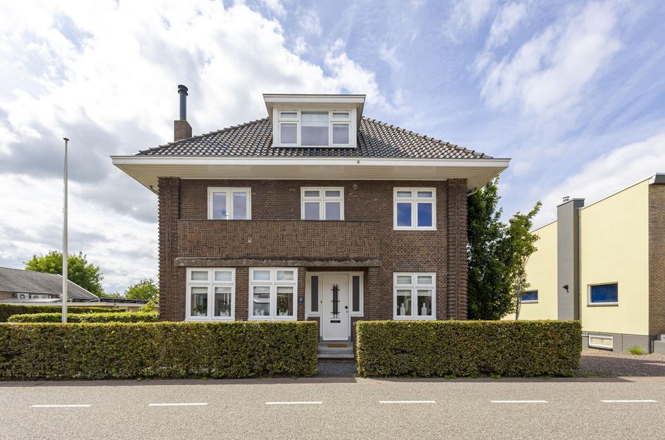 Bazeldijk 12