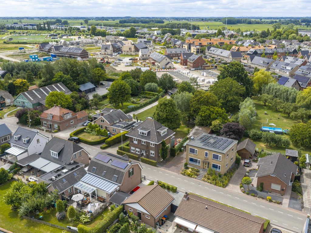 Bazeldijk 12, MEERKERK