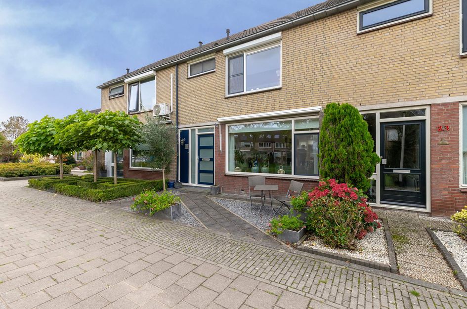 van Hardenbroekstraat 21