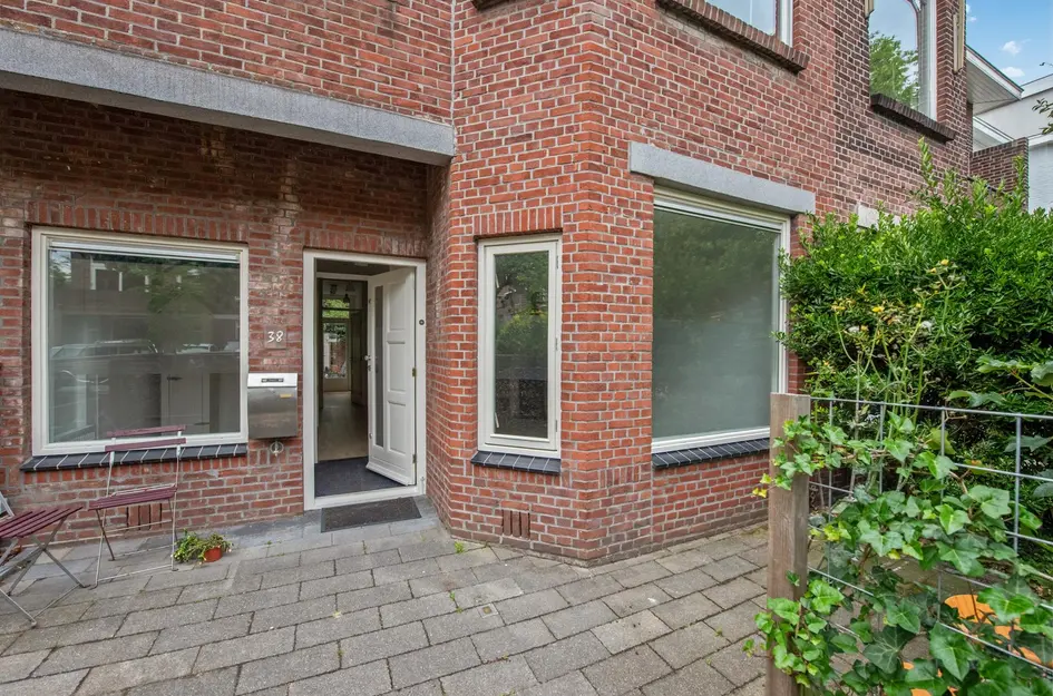 Penninglaan 38
