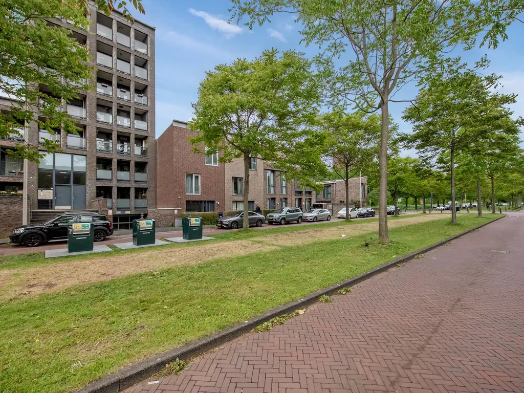 Weidevogellaan 128, 'S-GRAVENHAGE
