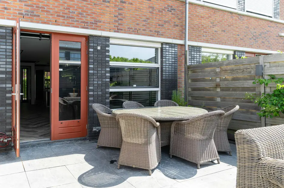 Hoofpolderstraat 25