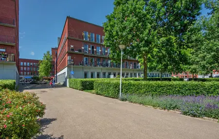 Schrabber 52, 'S-GRAVENHAGE