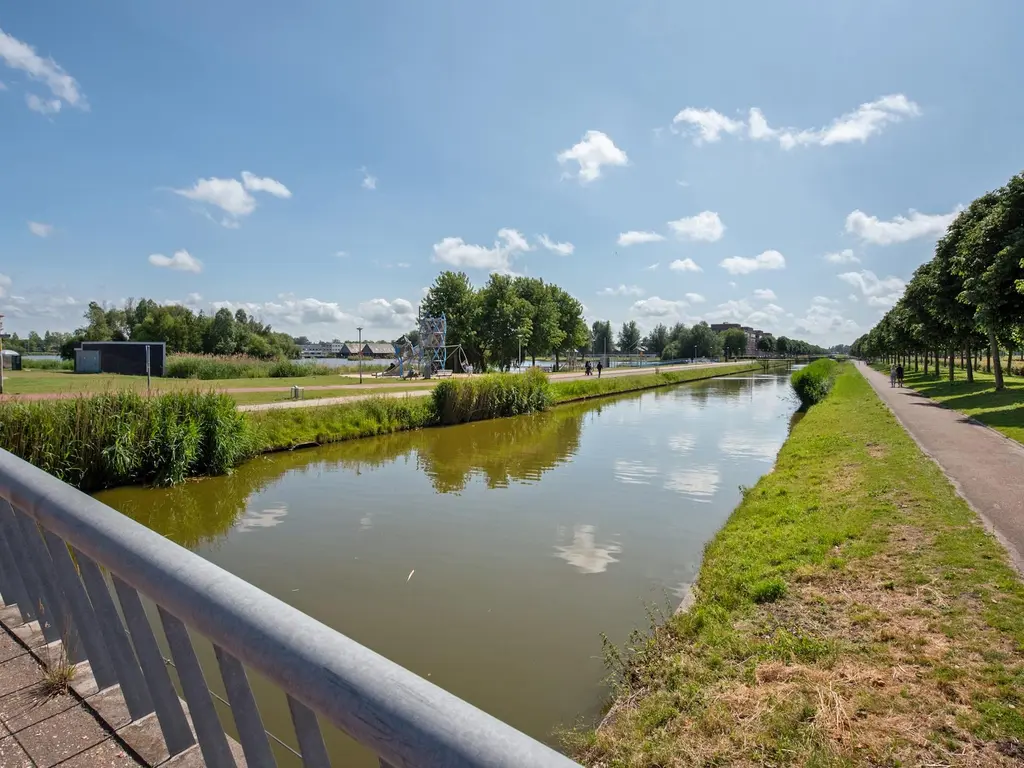 Schrabber 52, 'S-GRAVENHAGE
