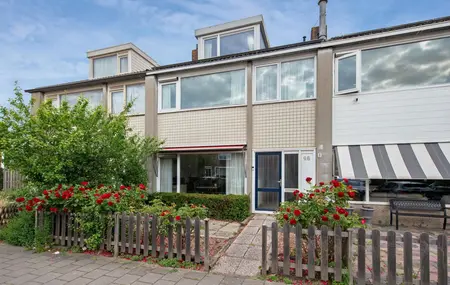 Het Tolland 96, WATERINGEN