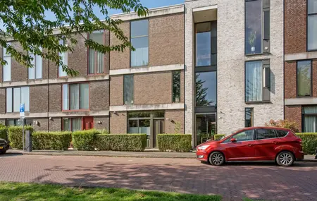 Sperwersingel 105, 'S-GRAVENHAGE