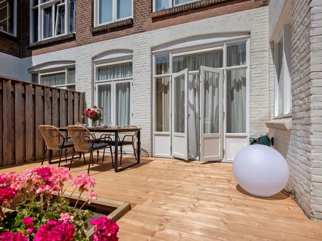 Lyonnetstraat 86, 'S-GRAVENHAGE