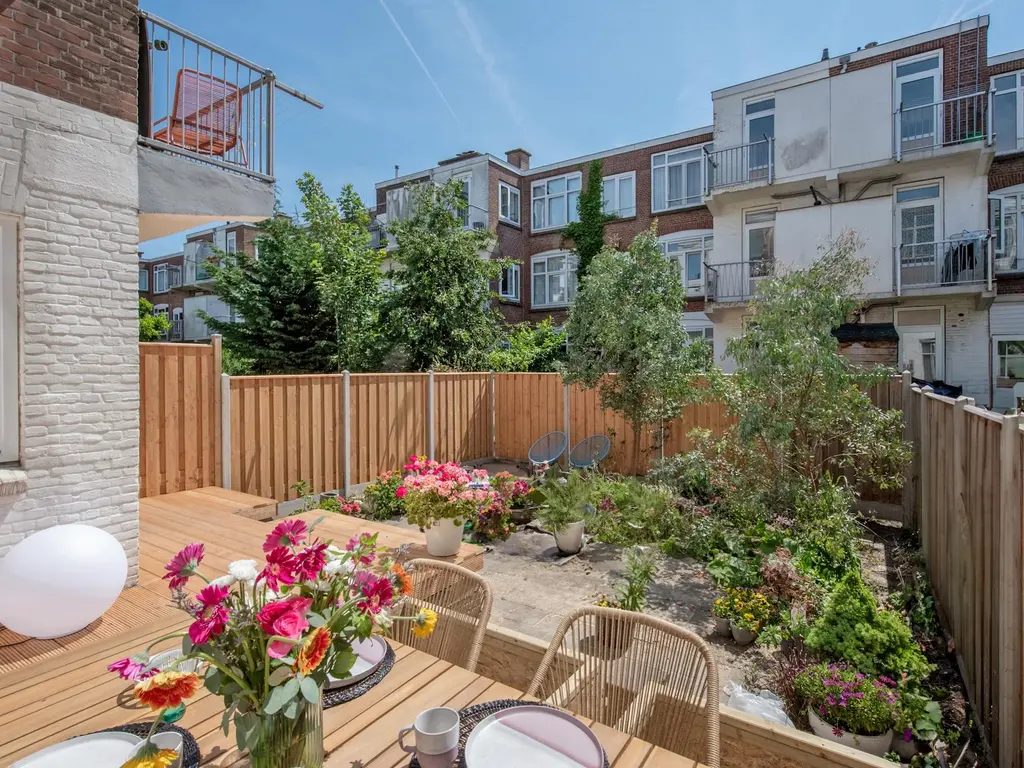 Lyonnetstraat 86, 'S-GRAVENHAGE