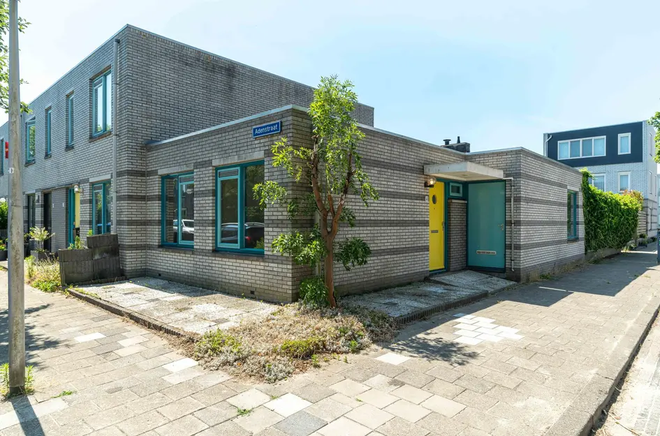 Oe Thantstraat 4