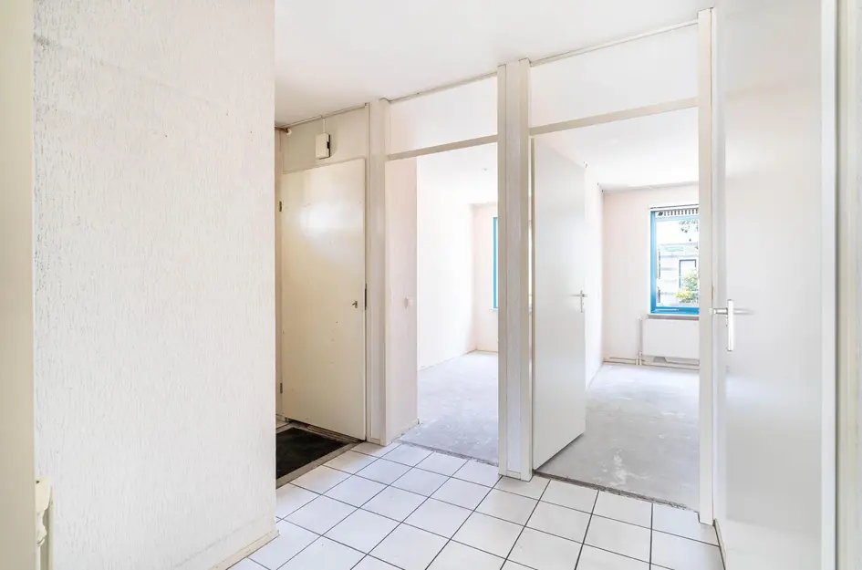 Oe Thantstraat 4