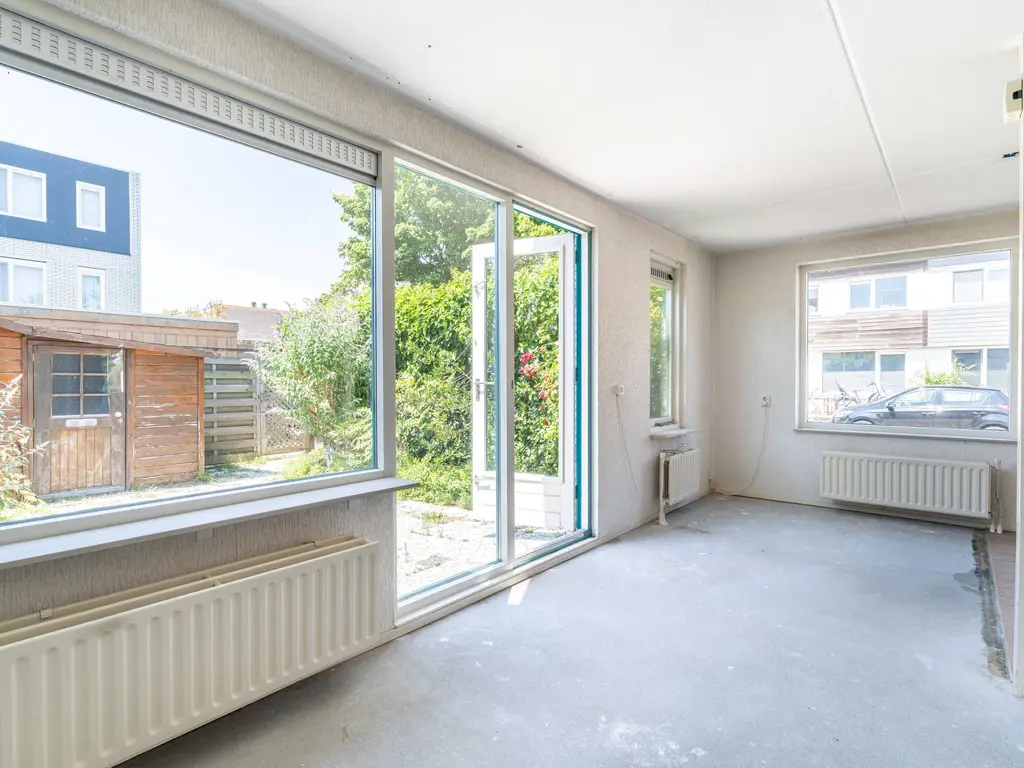 Oe Thantstraat 4, DELFT