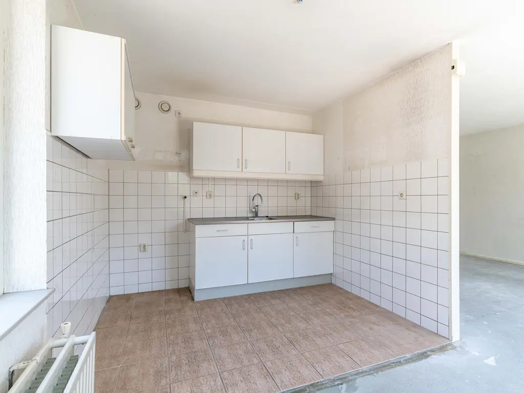 Oe Thantstraat 4, DELFT